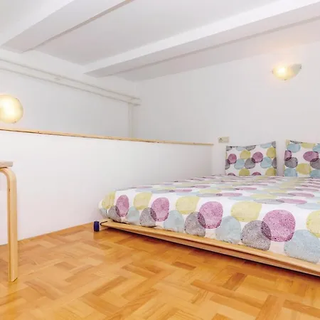 Studio In Apartment